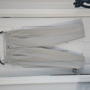 LANESBORO MEN'S CLASSIC FIT PANTS. SIZE 32X30. COLOR KHAKI